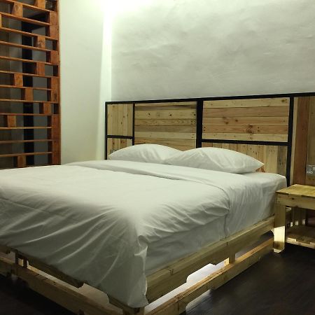 The Oikos Hotel Pontian Kecil Zewnętrze zdjęcie