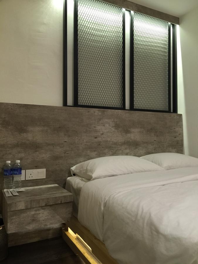 The Oikos Hotel Pontian Kecil Zewnętrze zdjęcie