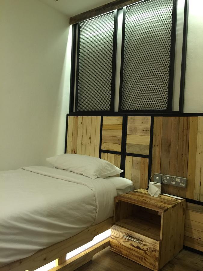 The Oikos Hotel Pontian Kecil Zewnętrze zdjęcie