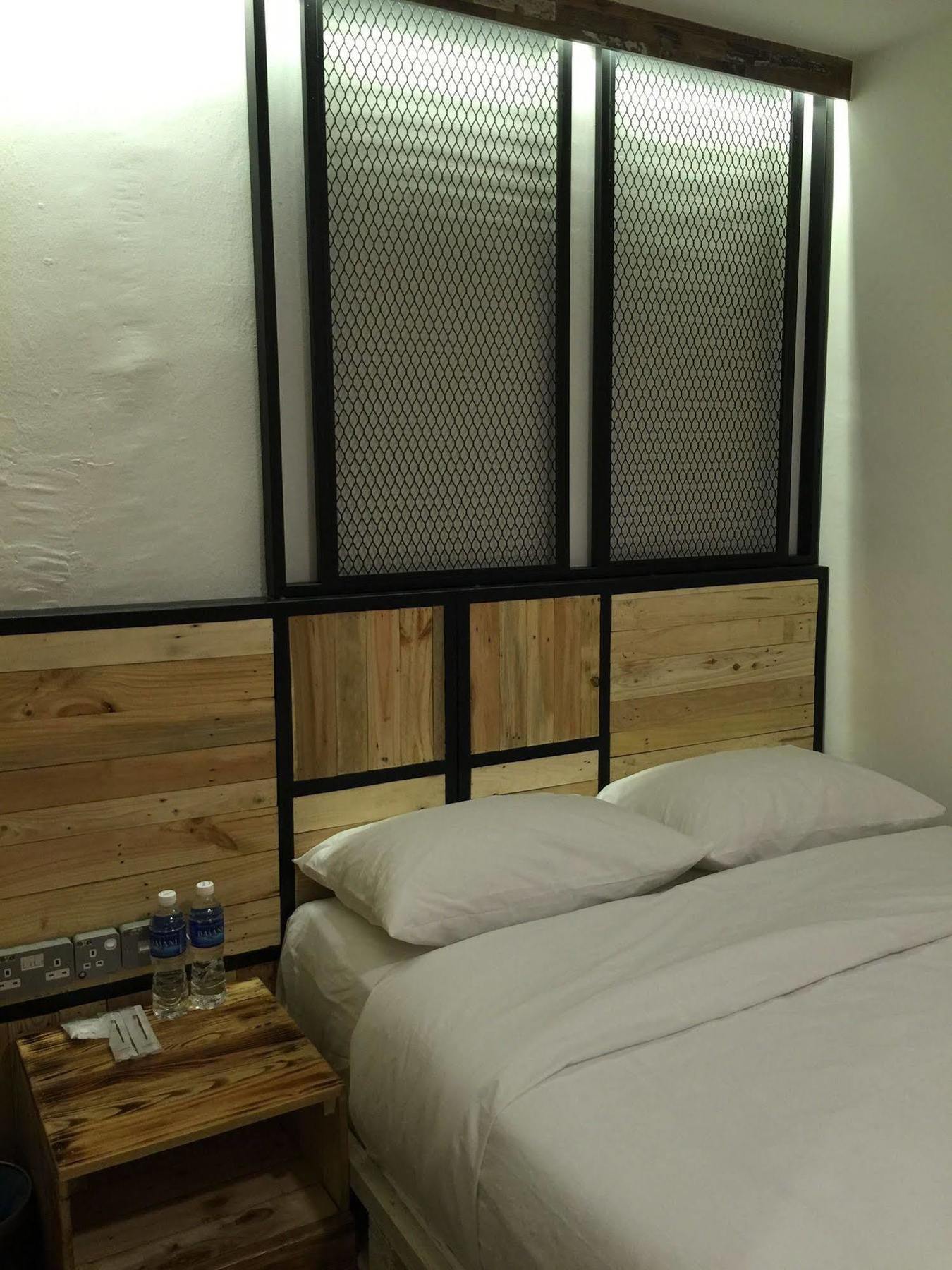 The Oikos Hotel Pontian Kecil Zewnętrze zdjęcie